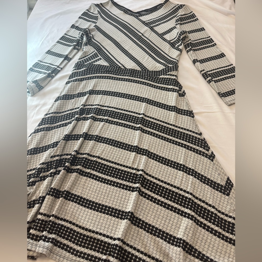 BCBGMaxAzria Black and White Long Sleeve Striped A-Line Dress